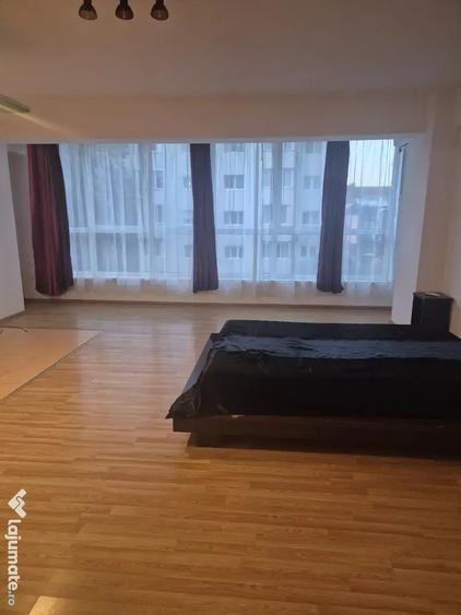 Garsonieră decomandată în Iosia
