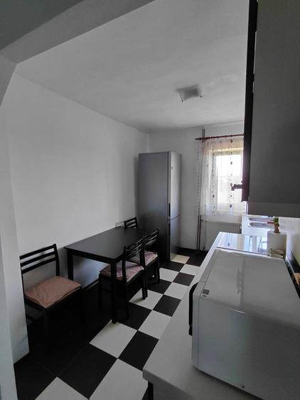 Apartament cu 2 camere semidecomandat în Iosia