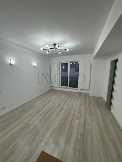 Casă individuală cu 4 camere cu Canalizare în Nord