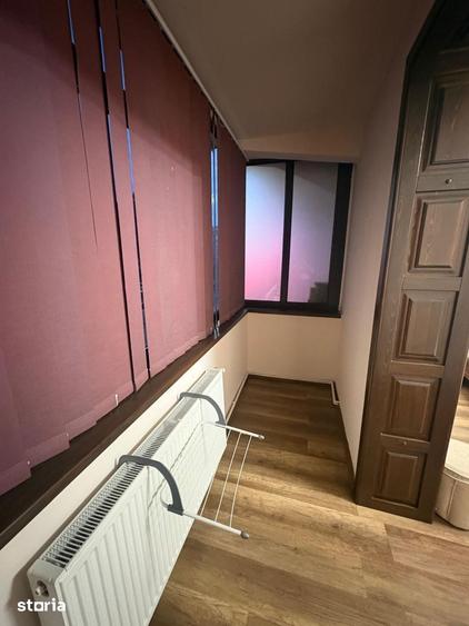 Apartament cu 3 camere decomandat în Hala Centrală