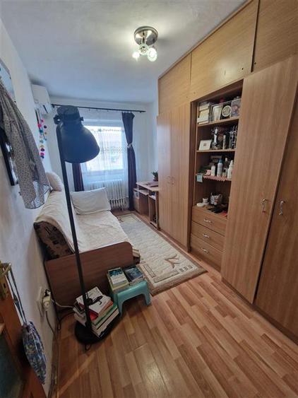 Garsoniera cu 2 Camere Zona Buziasului - 10