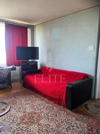 Apartament 2 camere în zona STRAZII BAITA - 13