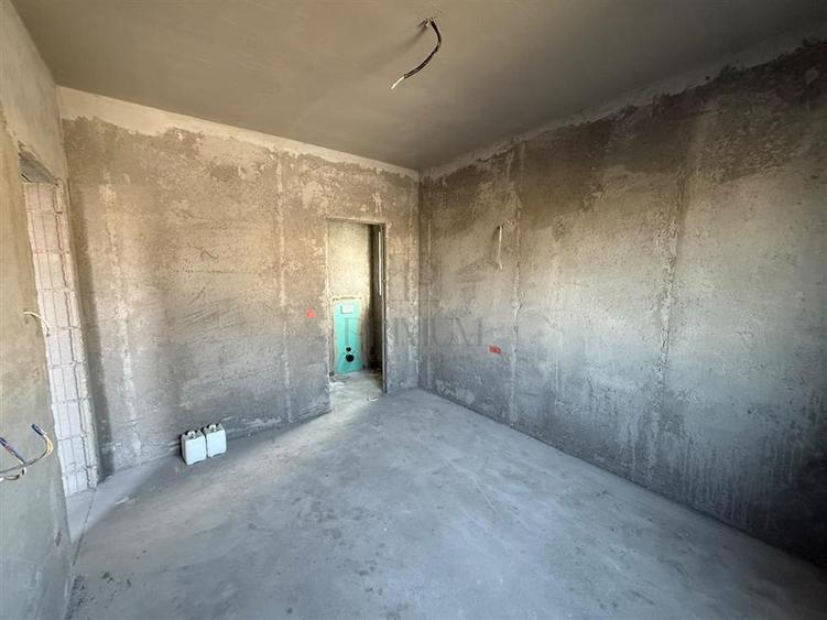 Duplex cu 3 camere cu Canalizare în Moșnița Veche