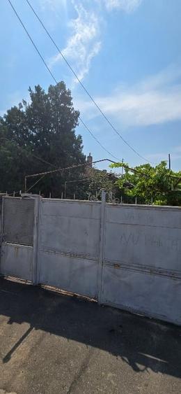 Casă individuală cu 5 camere cu Canalizare în Central