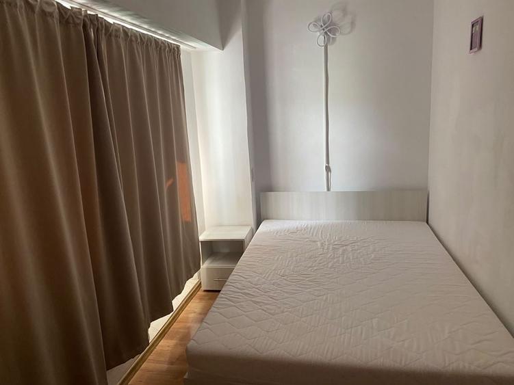 Garsonieră decomandată în Central