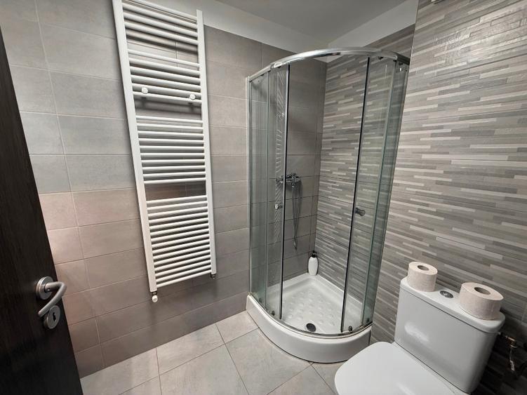 Apartament cu 4 camere decomandat, mobilat în Drumul Taberei