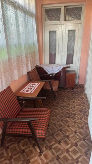 Casă cu 3 camere în Viișoara