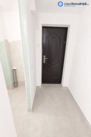 Apartament cu 3 camere semidecomandat în Chitila