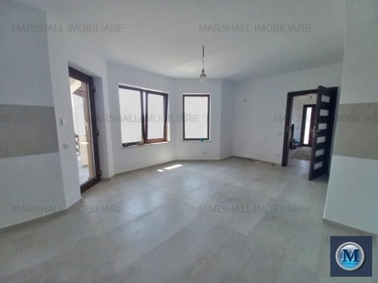 Casă cu 5 camere cu Teren 550 Mp în Păulești