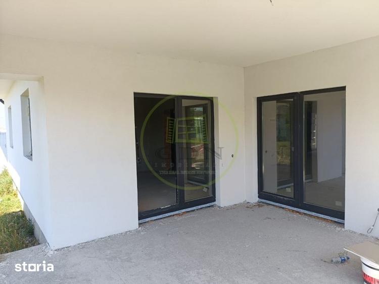 Casă cu 4 camere cu Teren 685 Mp în Sântana de Mureș