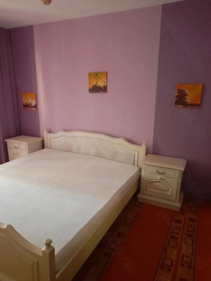Apartament cu 3 camere decomandat în Spitalul Județean