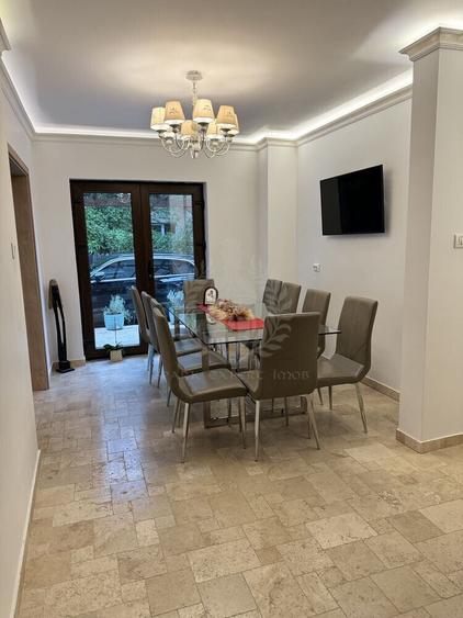 Casă individuală cu 4 camere cu Teren 880 Mp în Central