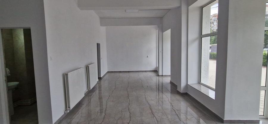 Spațiu comercial, de 87 mp, în 22 Decembrie