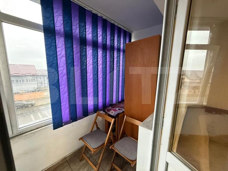 Apartament cu 2 camere semidecomandat, mobilat în Micro 11