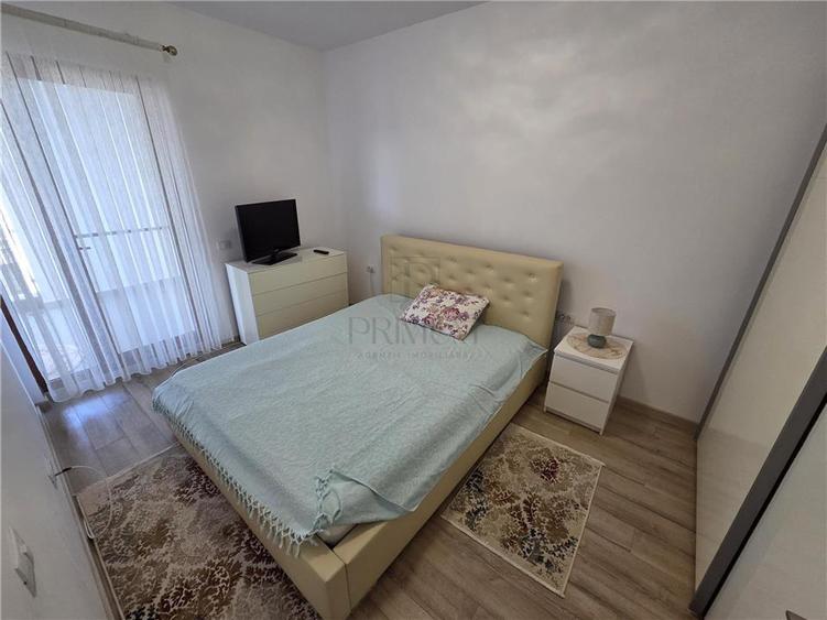 Casă cu 4 camere cu Canalizare în Dumbrăvița