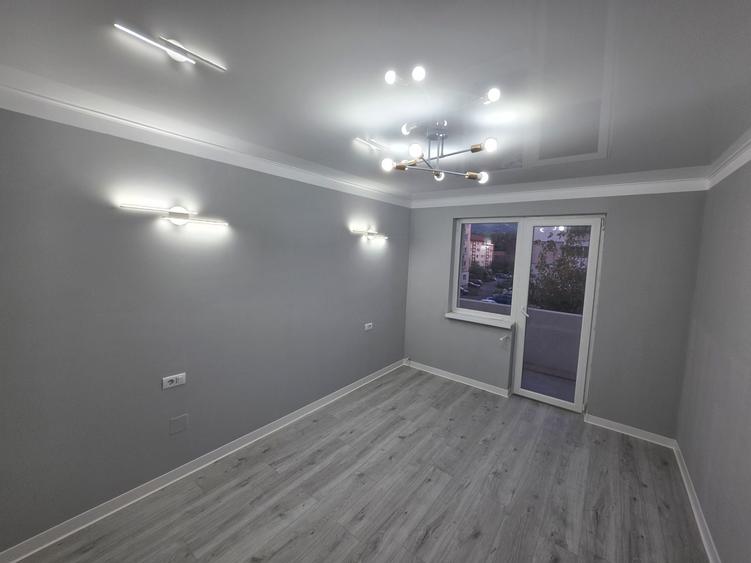 Apartament cu 4 camere în Central