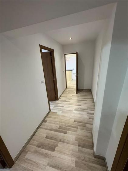 Apartament cu 3 camere decomandat, mobilat în Ultracentral
