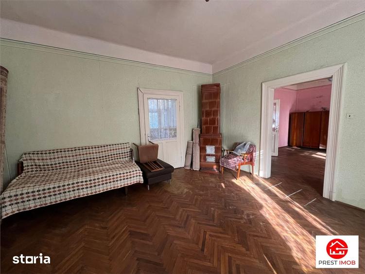 Casă cu 3 camere cu Teren 317 Mp în Budai