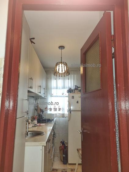 Brancoveanu 2 camere decomandat Huedin Sector 4 - 7
