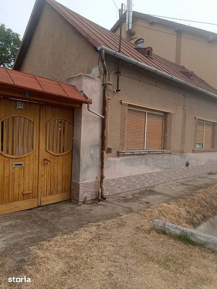 Casa de vanzare cu teren generos in Valea lui Mihai - 11