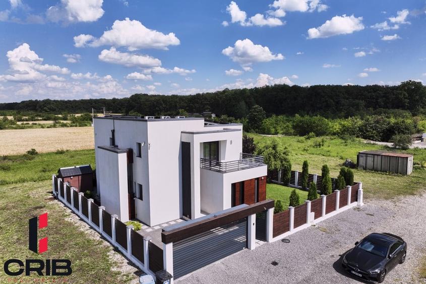 Casă individuală cu 5 camere cu Teren 430 Mp în Balotești