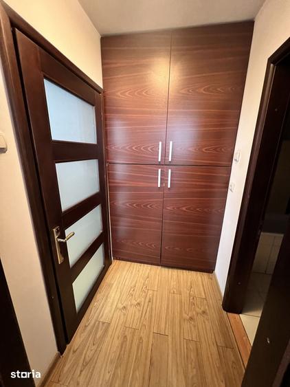 Apartament cu 3 camere semidecomandat în Mihai Viteazul