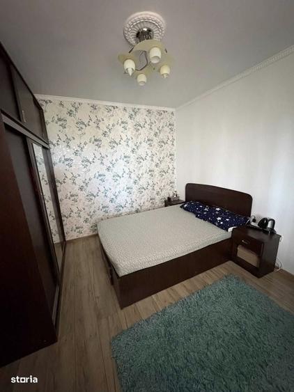 Apartament cu 3 camere decomandat în Bere