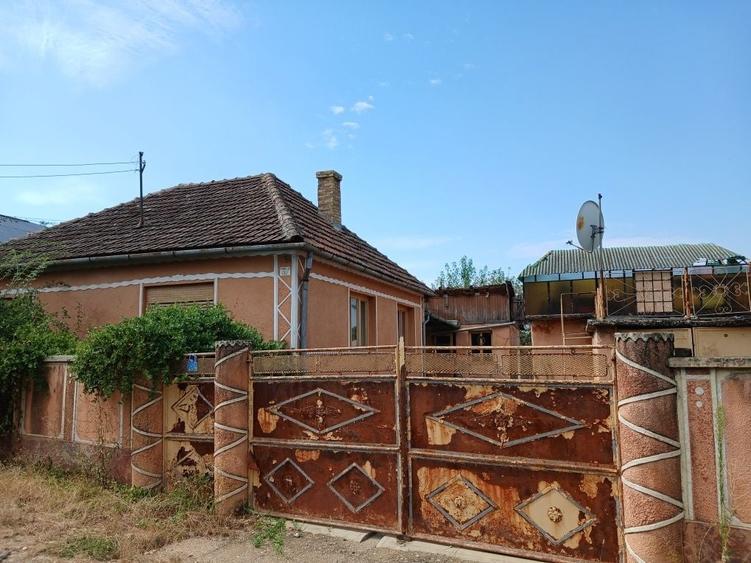 Casa de vanzare! - 1