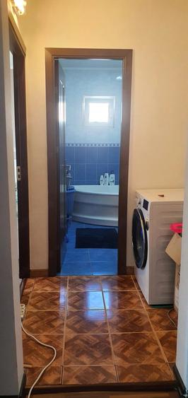 Apartament cu 2 camere semidecomandat în Micro 11