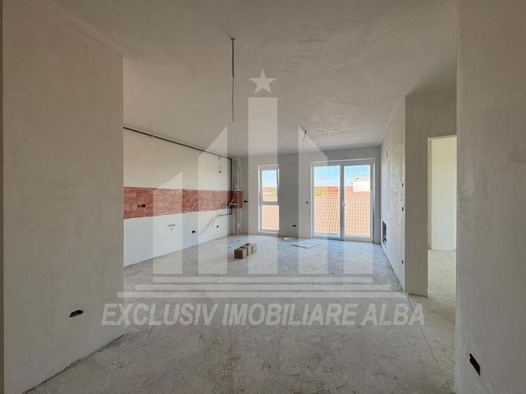 Apartament cu 3 camere decomandat în Cetate