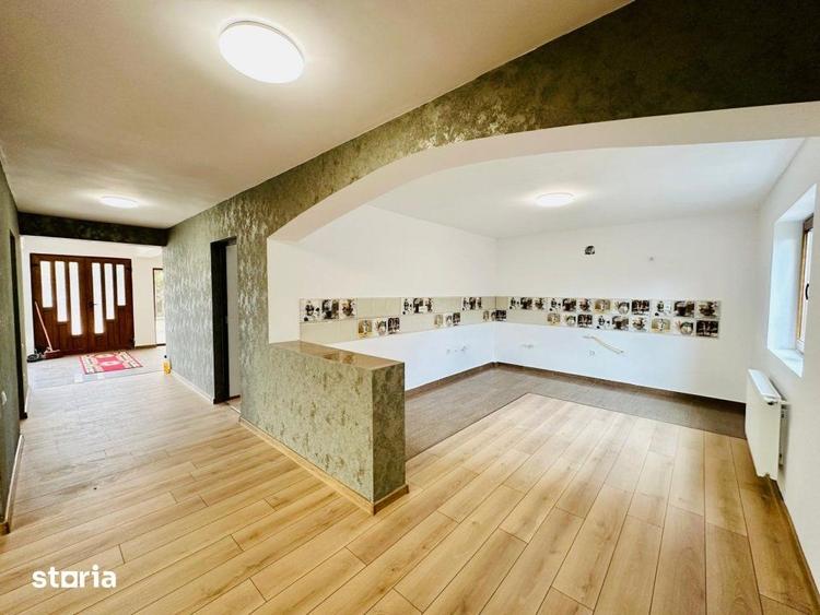 Casă cu 5 camere cu Teren 450 Mp în Crevedia