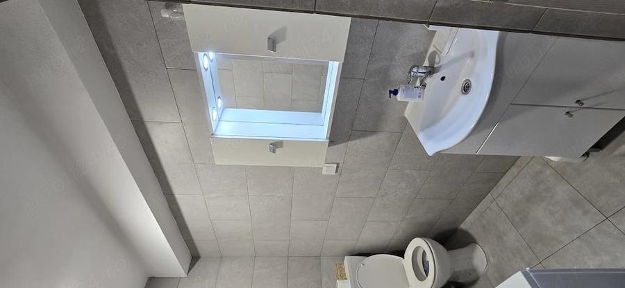 Garsonieră decomandată în Vișan