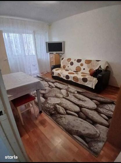 Garsonieră în Traian