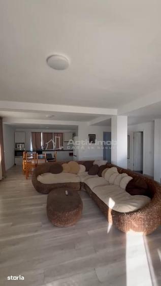 Casă cu 5 camere cu Teren 500 Mp în Crevedia