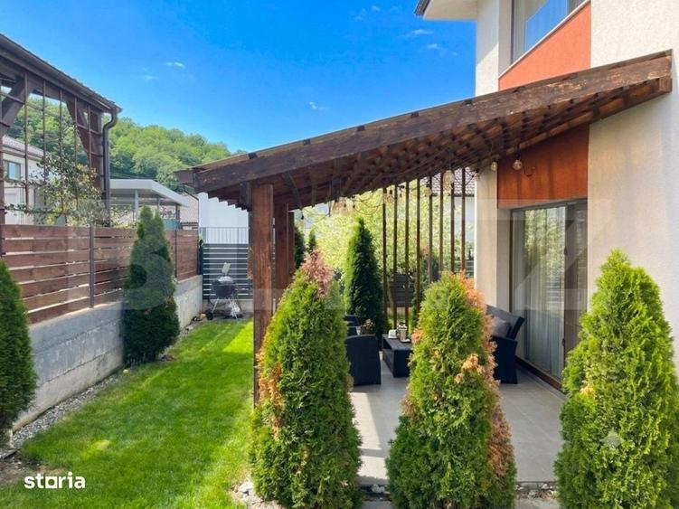Casă cu 4 camere în Tăuți