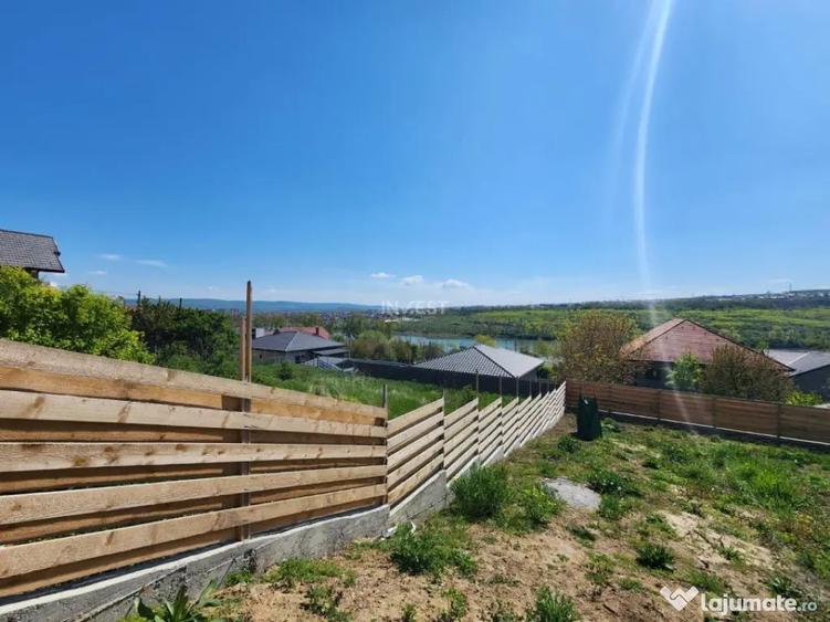 Casă cu 3 camere cu Teren 818 Mp în Valea Adâncă