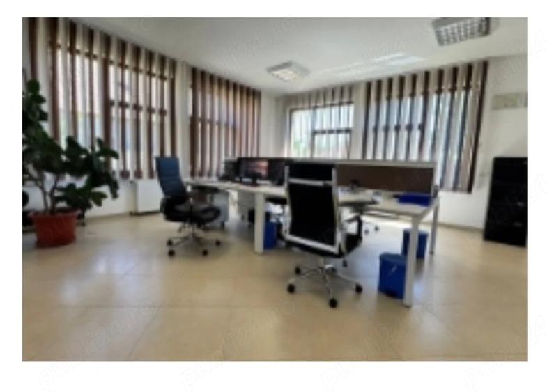 Casă cu Teren 2010 Mp în Săcălaz
