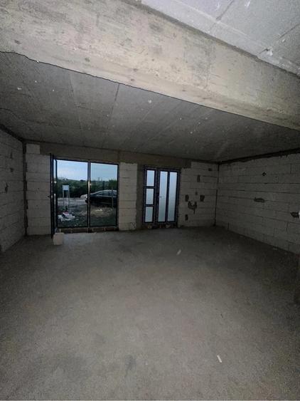 Casă cu Teren 301 Mp în Central