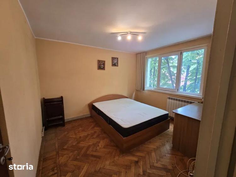 Apartament cu 3 camere semidecomandat în Țiglina 3