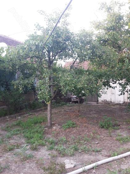 Casă cu 4 camere în Moroda