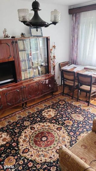 Apartament cu 2 camere decomandat în Micro 14