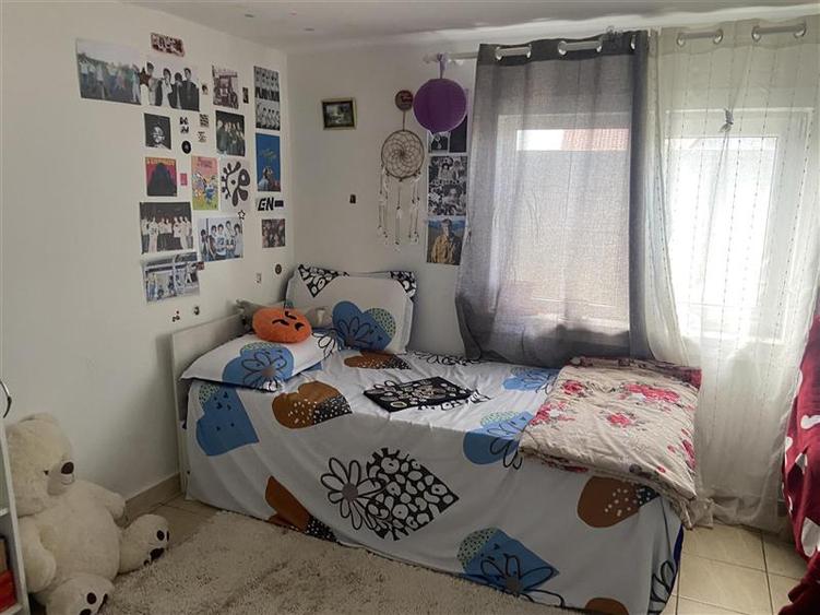 Casă individuală cu 4 camere cu Teren 913 Mp în Jorăști