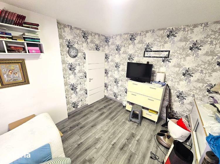 Casă cu 5 camere cu Teren 544 Mp în Central