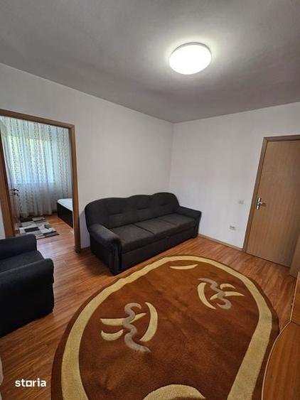 Apartament cu 2 camere semidecomandat în Industriilor
