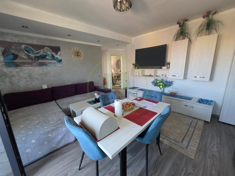 Apartament cu 3 camere decomandat, mobilat în Șelimbăr
