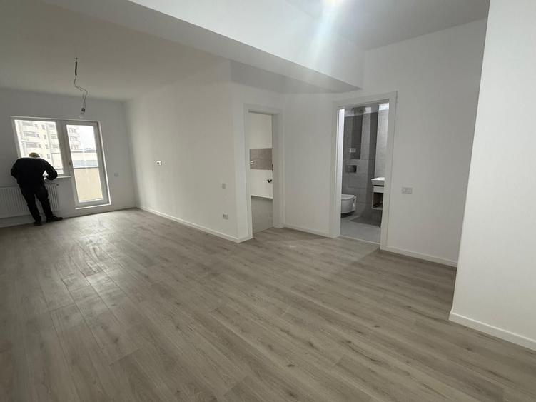 Apartament cu 2 camere semidecomandat în Domnești