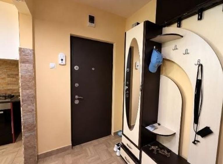 Apartament cu 2 camere decomandat în Ultracentral