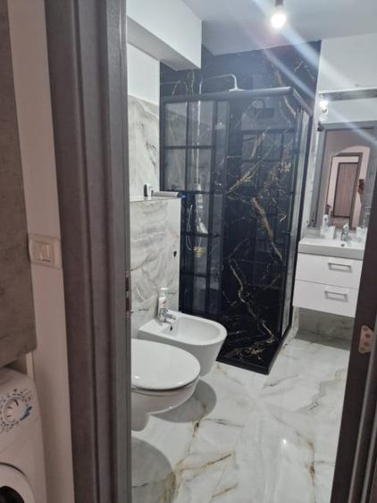 Apartament cu 2 camere nedecomandat în Central
