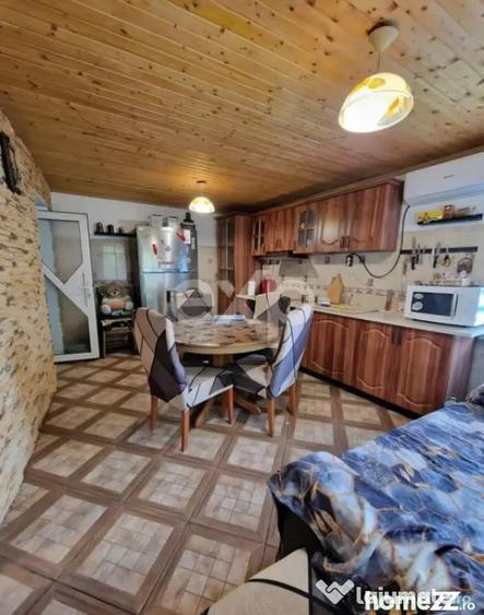 Casă cu 4 camere cu Teren 1600 Mp în Mircea Vodă