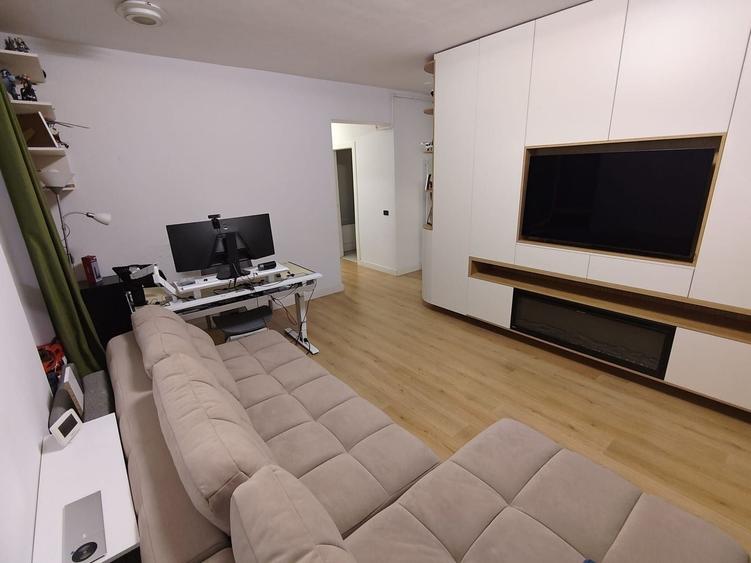 Apartament cu 2 camere decomandat în Dristor